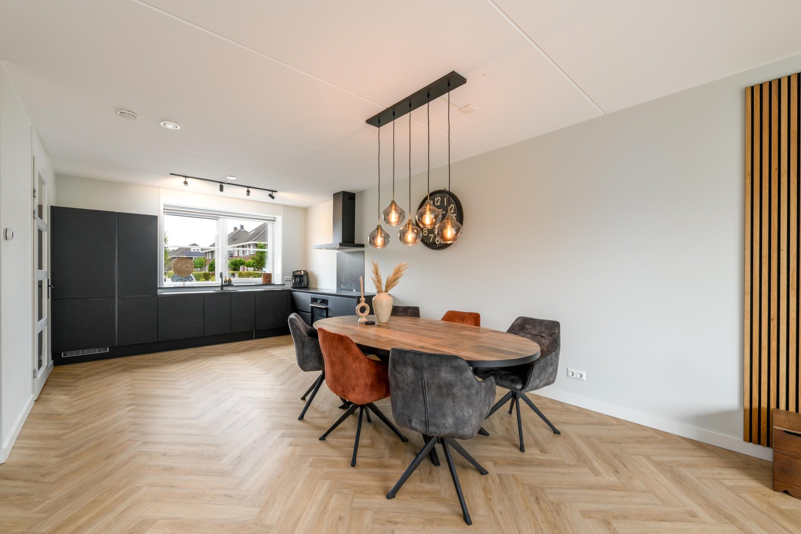 Tussenwoning te koop: Dagpauwoog 24, Wolvega