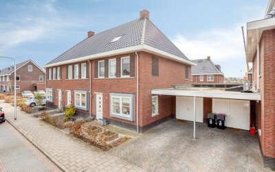 Dagpauwoog 30