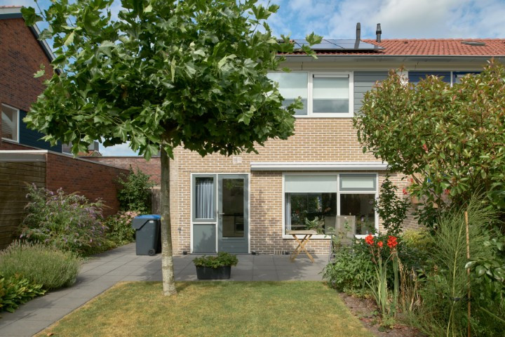 Twee-onder-één-kap te koop: Pier Panderstraat 7, Joure