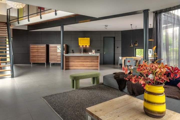 Vrijstaande woning te koop: Oer de Feart 161, Joure