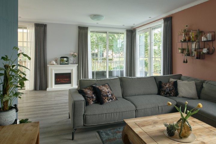 Vrijstaande woning te koop: De Ekster 1, Joure