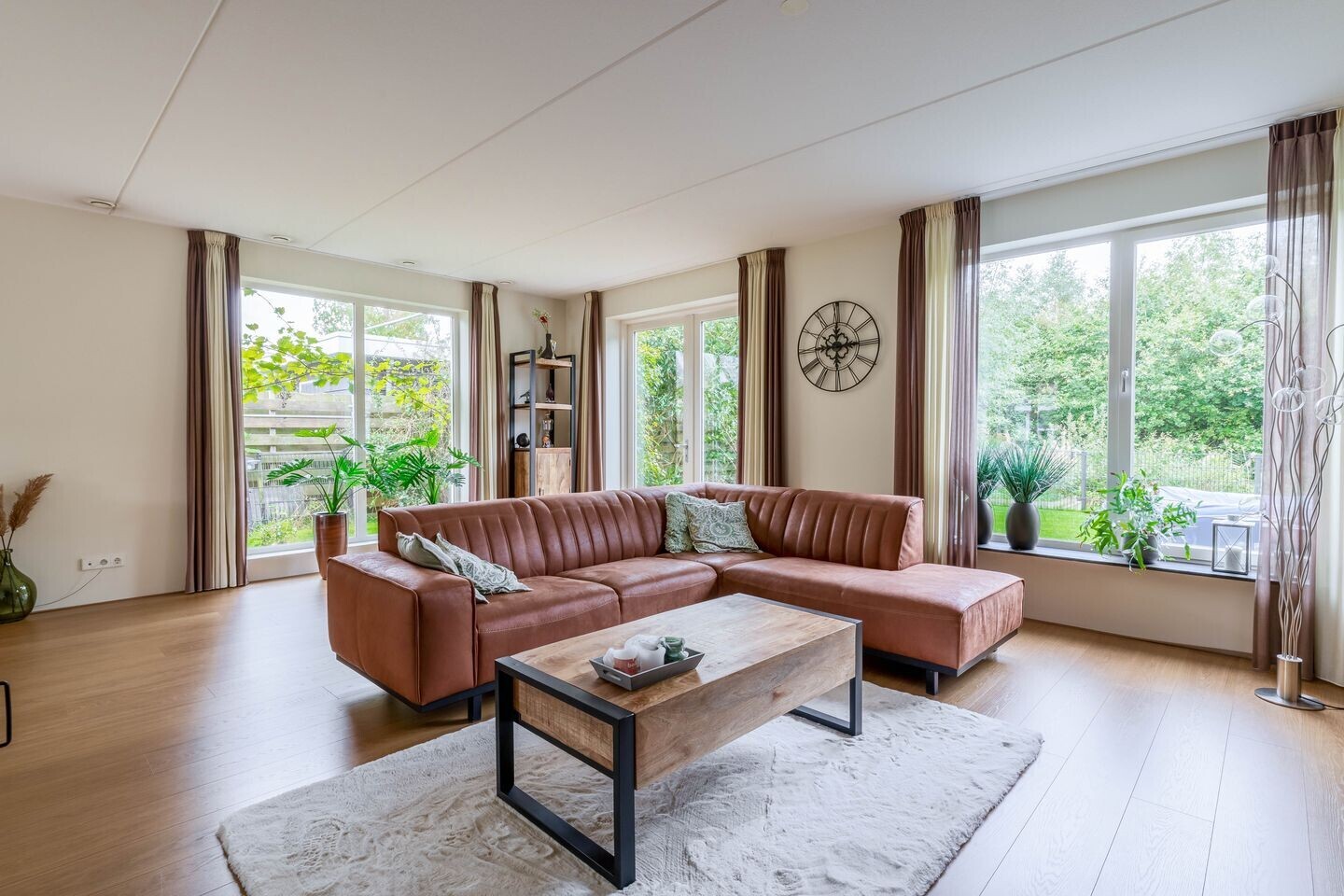 Vrijstaande woning te koop: De Markol 5, Joure