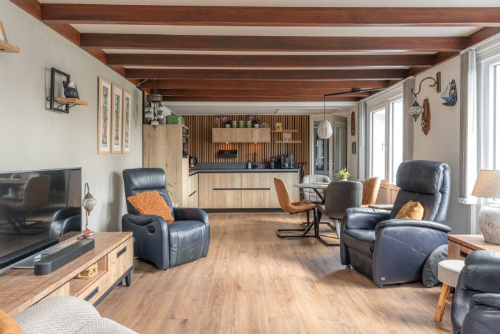 Vrijstaande woning te koop: De Vriehof 77, Rohel