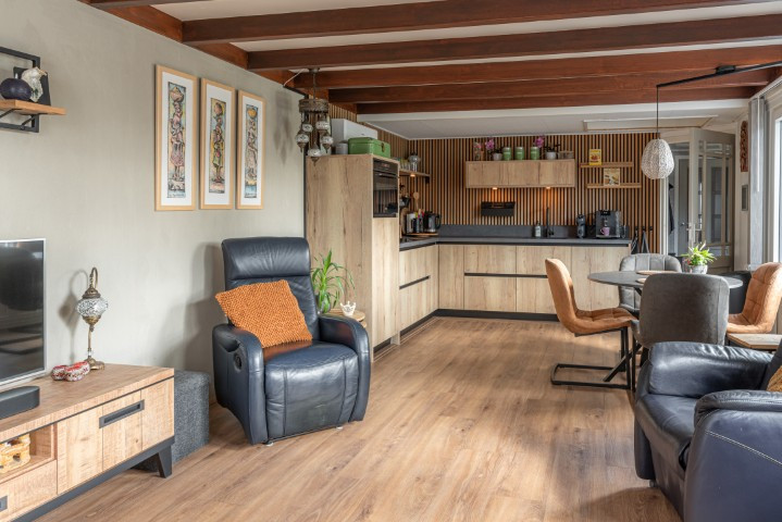 Vrijstaande woning te koop: De Vriehof 77, Rohel