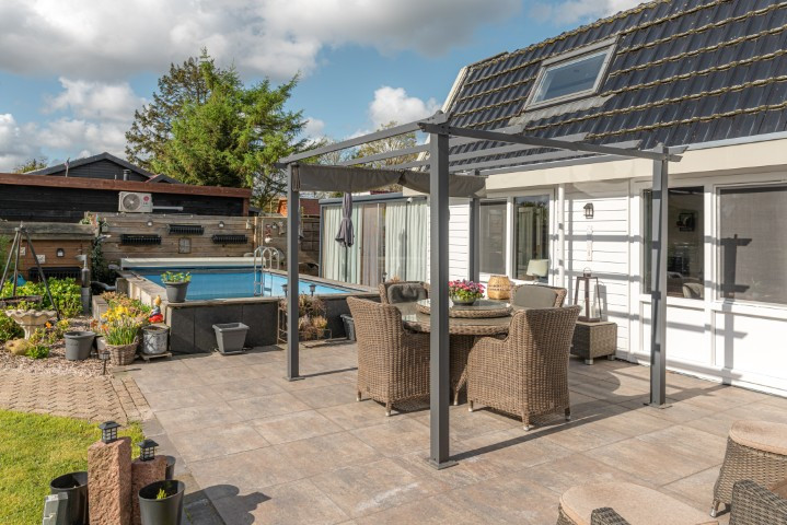 Vrijstaande woning te koop: De Vriehof 77, Rohel