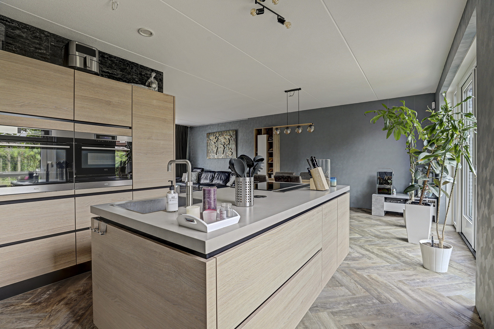 Twee-onder-één-kap te koop: Pier Christiaanswei 7A, Delfstrahuizen