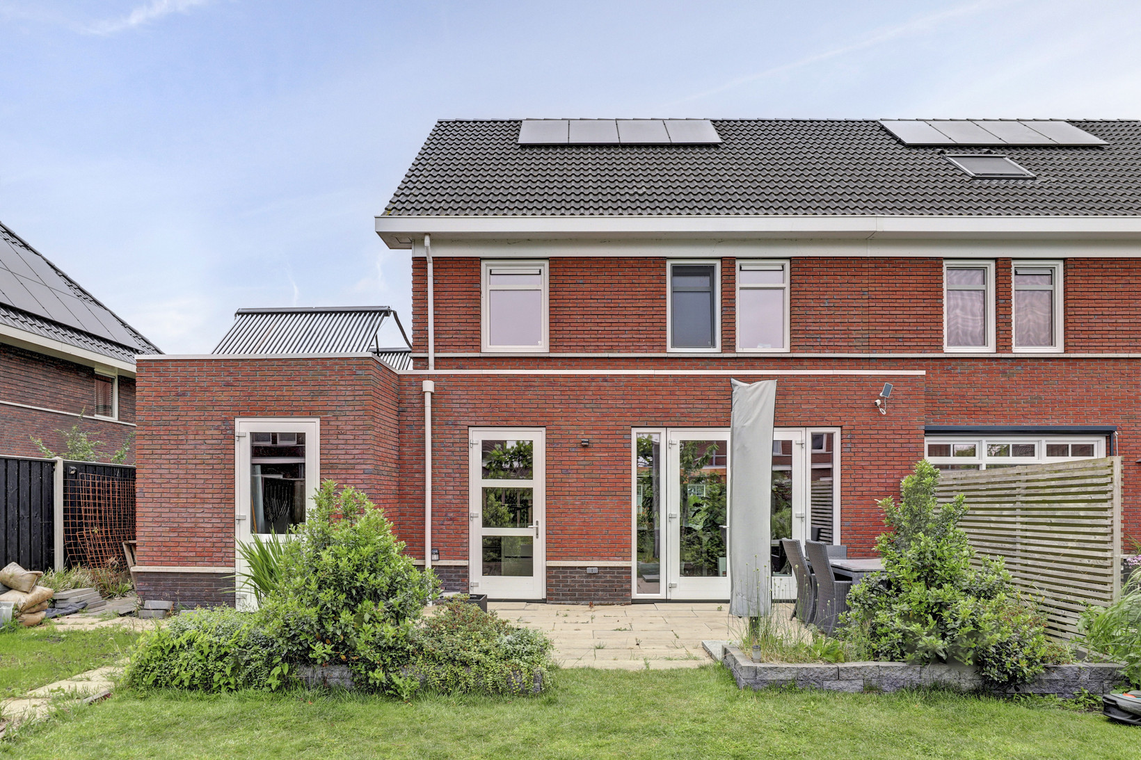 Twee-onder-één-kap te koop: Pier Christiaanswei 7A, Delfstrahuizen