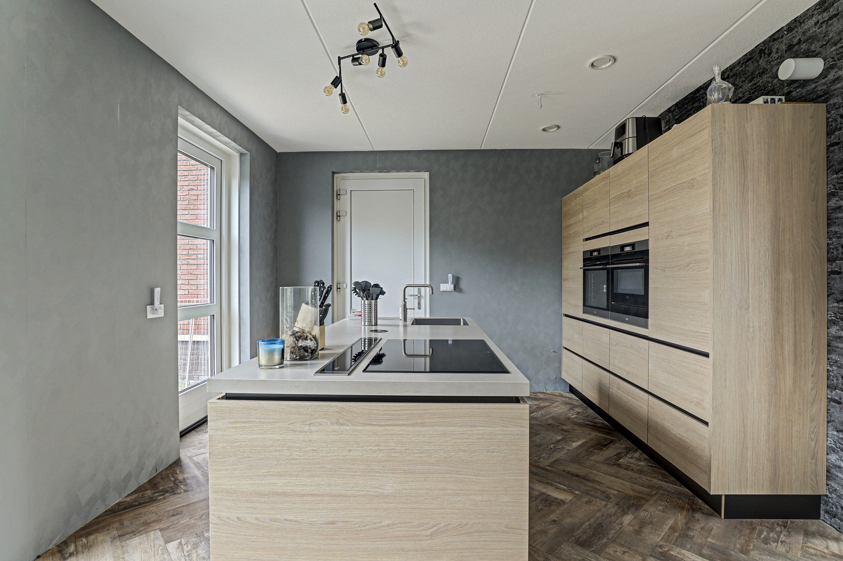 Twee-onder-één-kap te koop: Pier Christiaanswei 7A, Delfstrahuizen