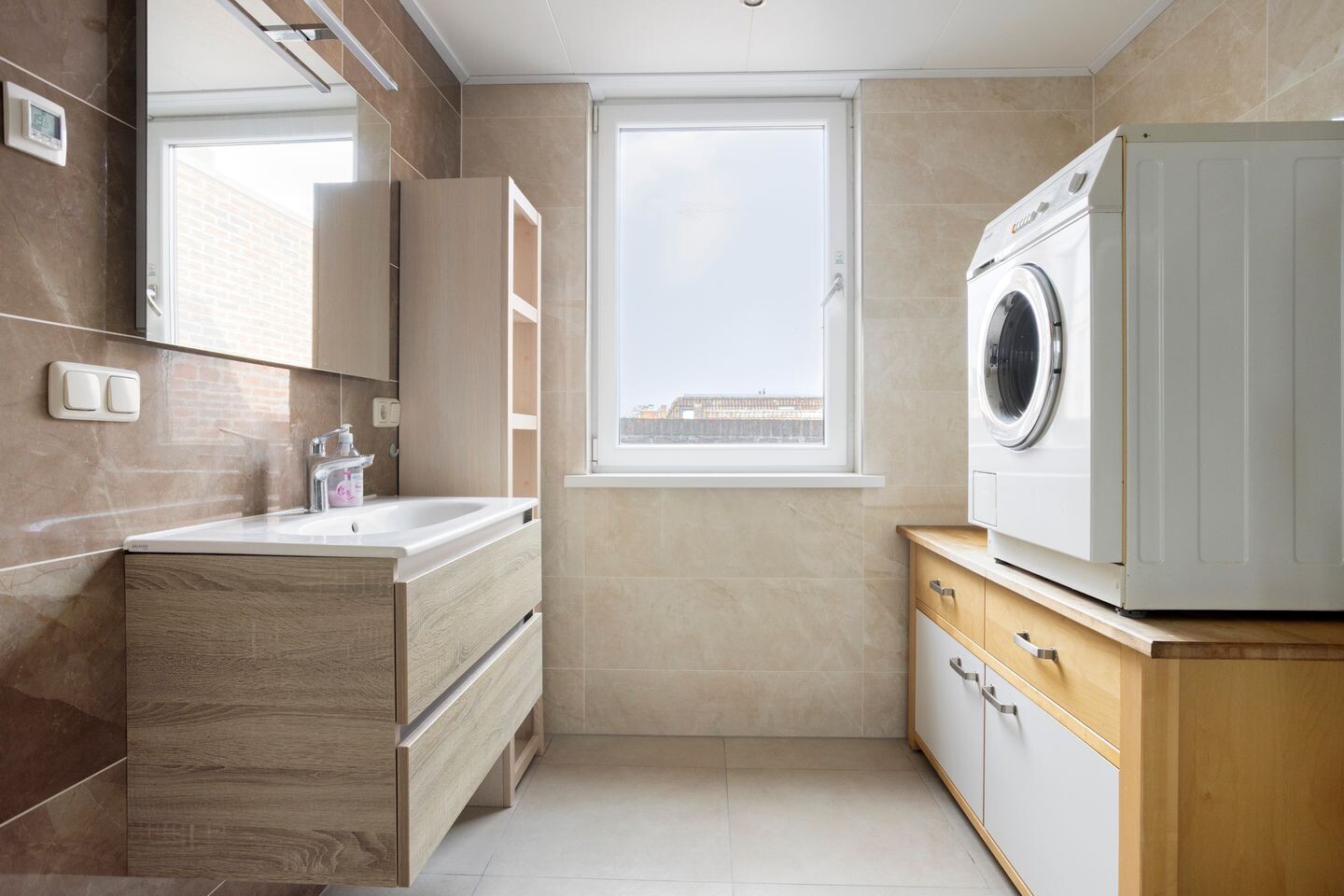 Hoekwoning te koop: Tuinstraat 1, Lemmer