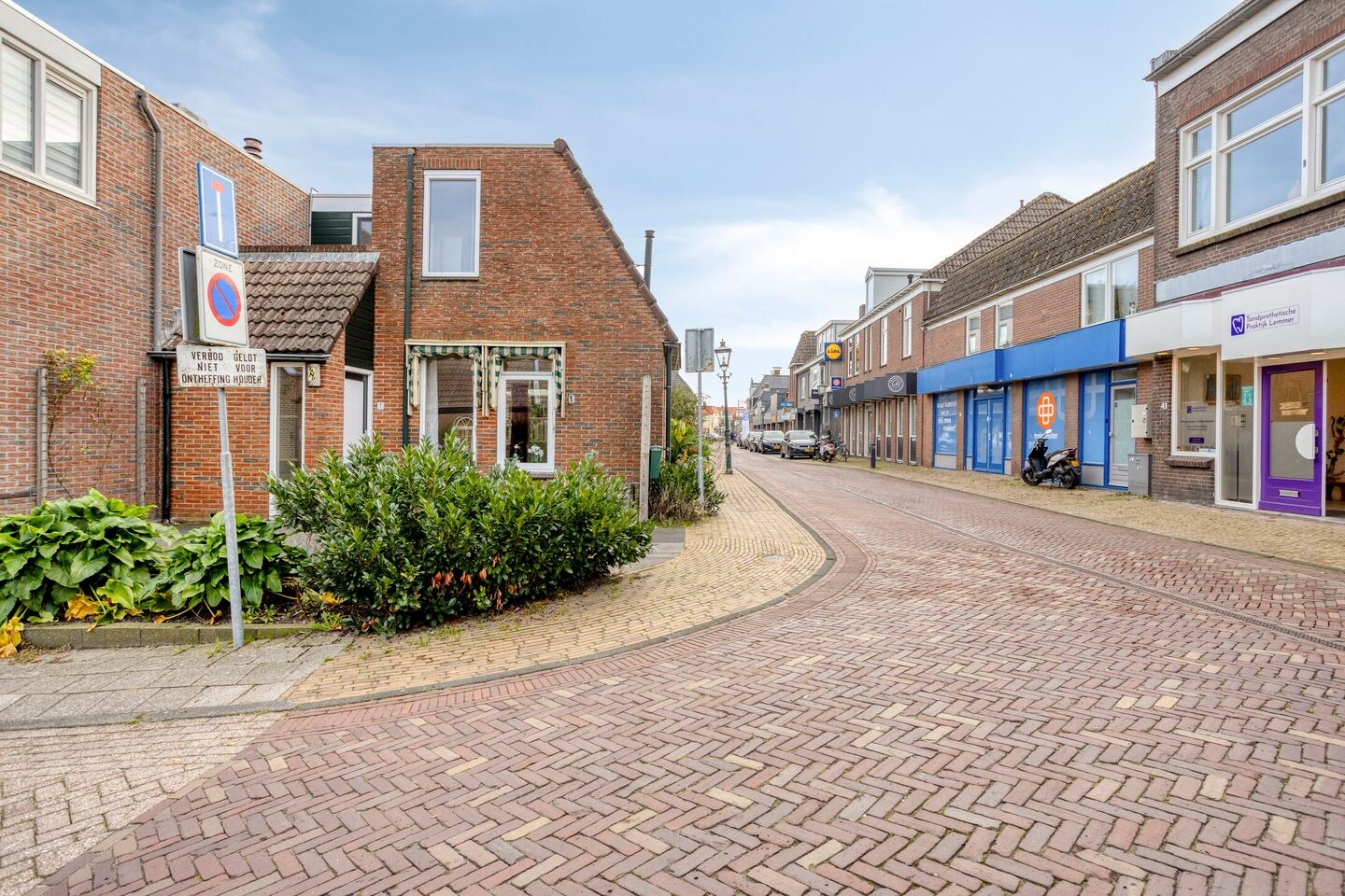 Hoekwoning te koop: Tuinstraat 1, Lemmer