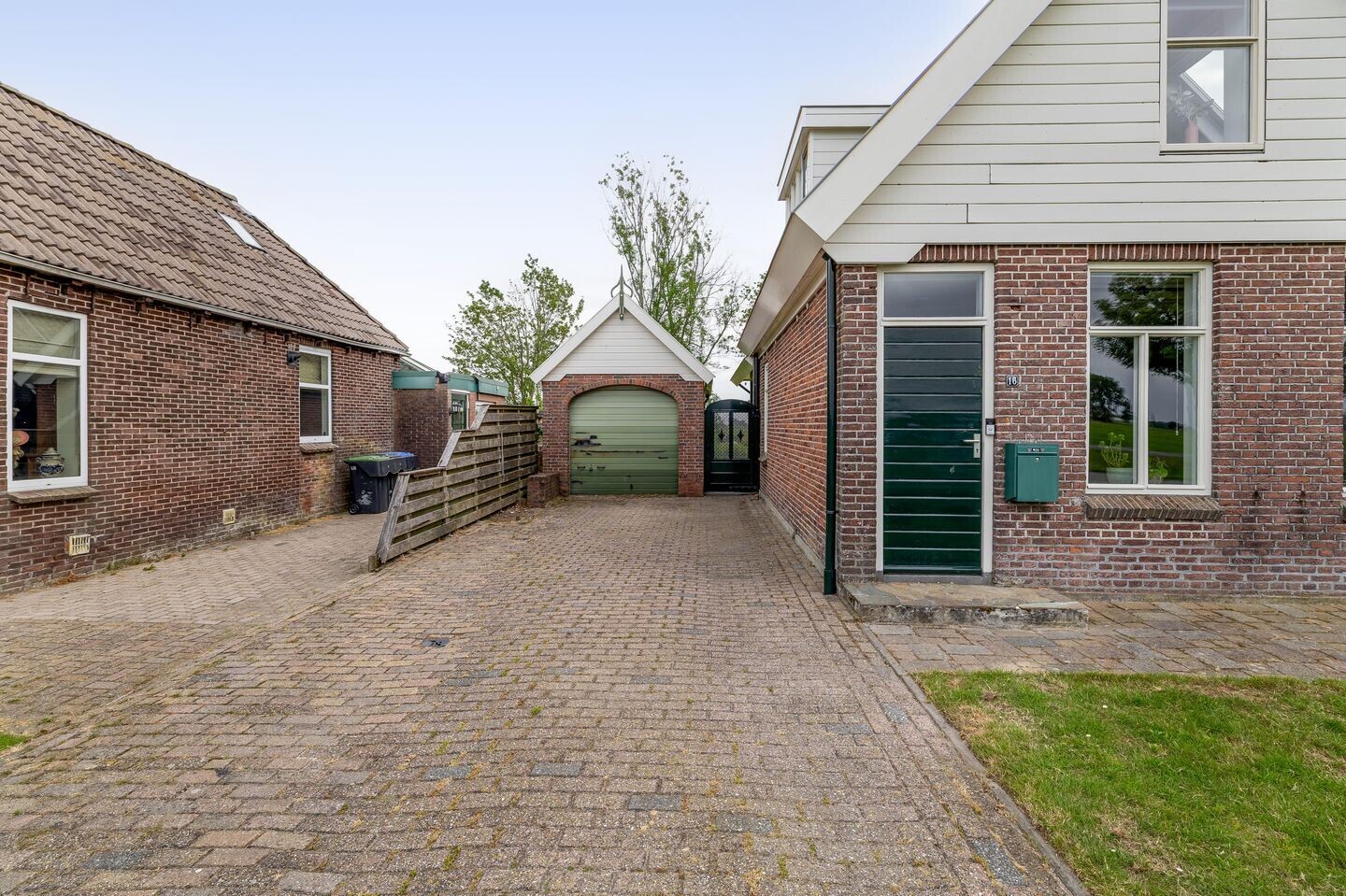Vrijstaande woning te koop: Beukenlaan 16, Oosterzee