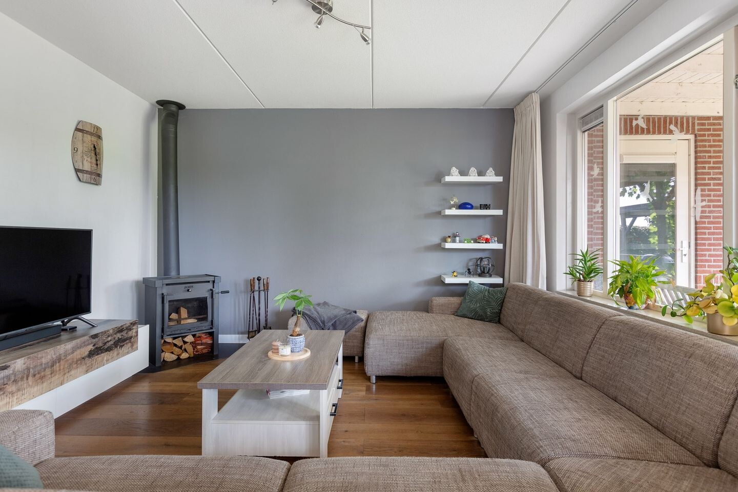Vrijstaande woning te koop: Zuivelweg 22, Oosterzee