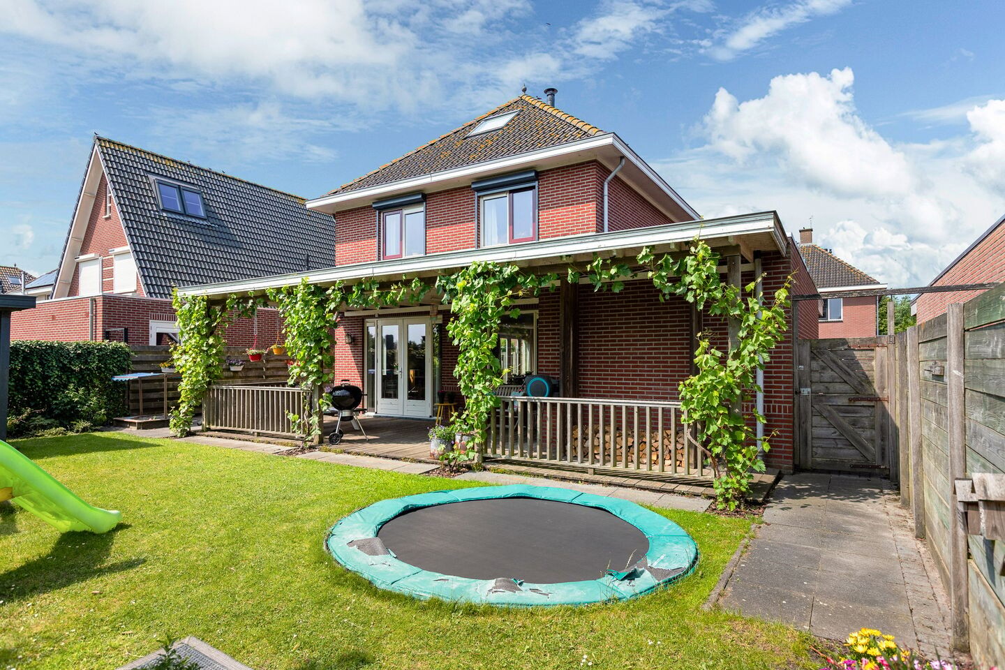 Vrijstaande woning te koop: Zuivelweg 22, Oosterzee
