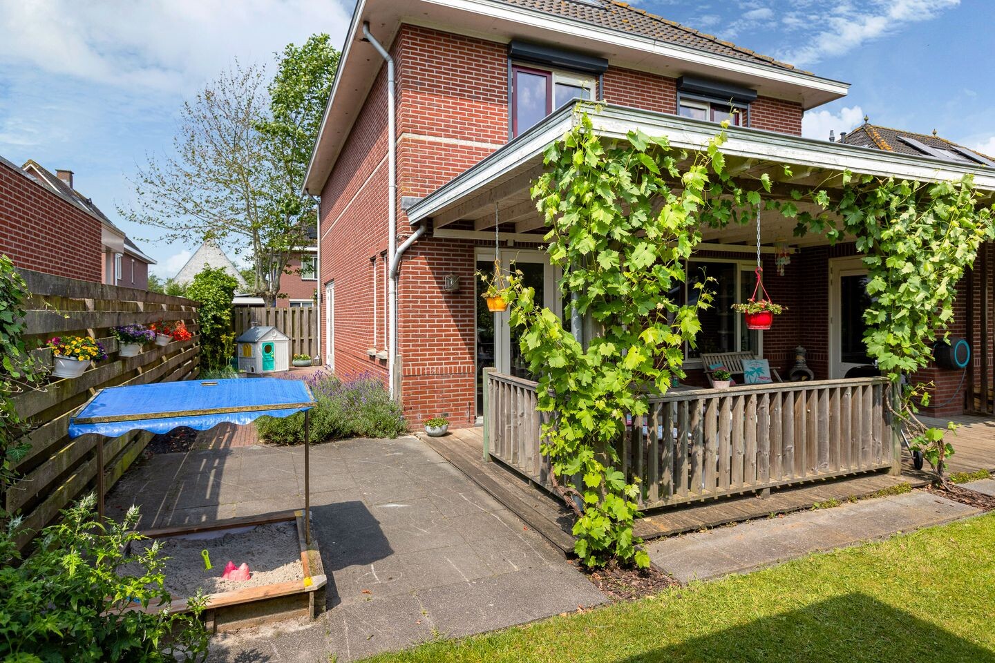 Vrijstaande woning te koop: Zuivelweg 22, Oosterzee