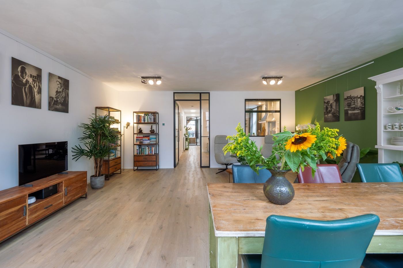Vrijstaande woning te koop: Midstrjitte 34, Woudsend