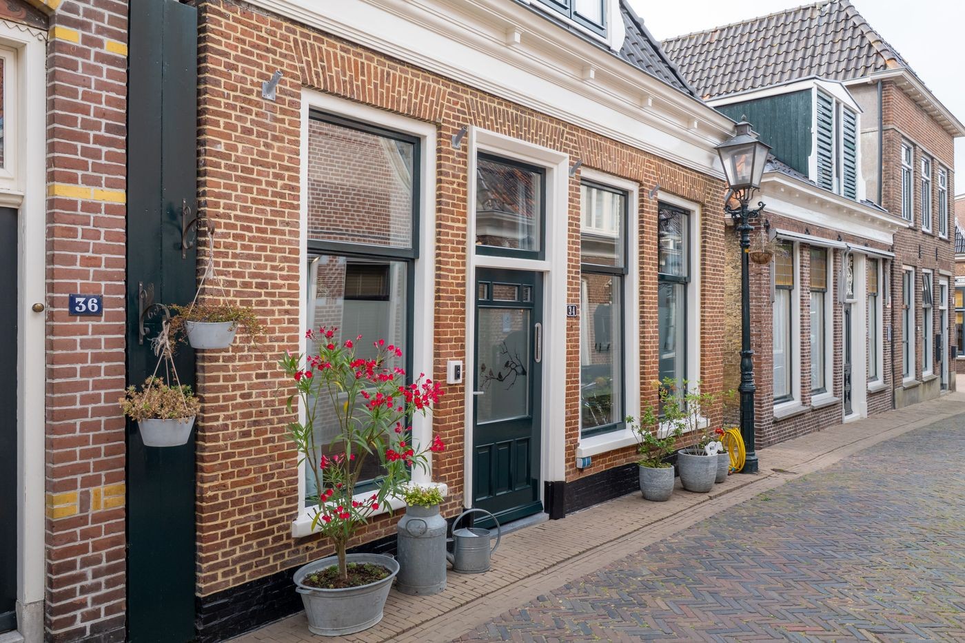 Vrijstaande woning te koop: Midstrjitte 34, Woudsend