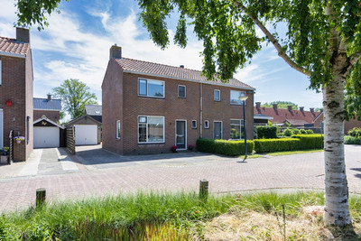 Burg G H Mulierstraat 4