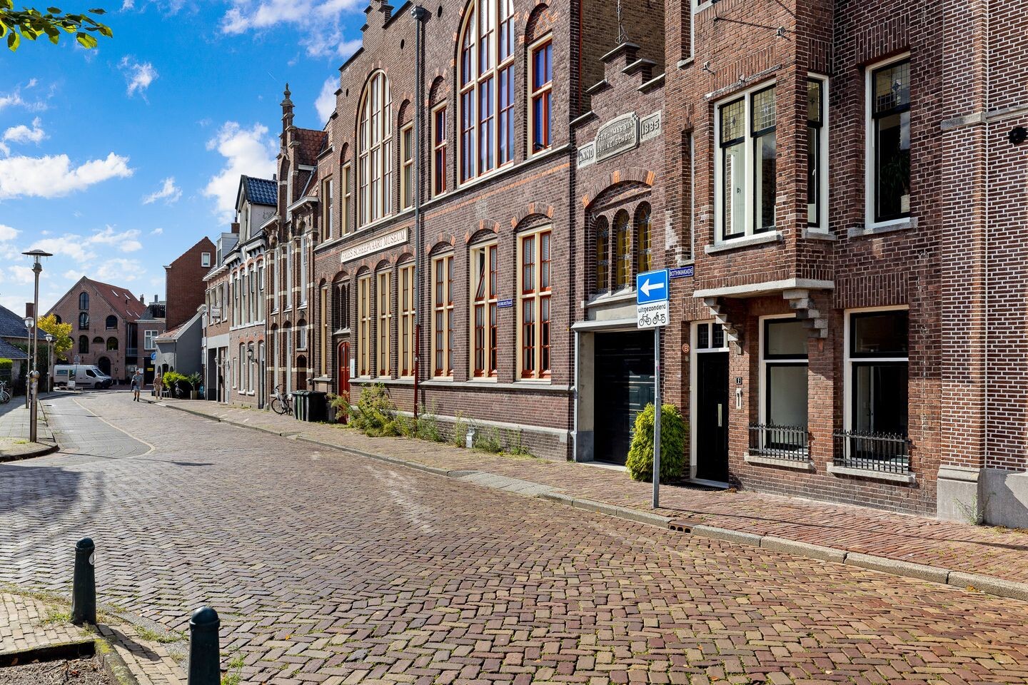 Hoekwoning te koop: Bothniakade 1, Sneek