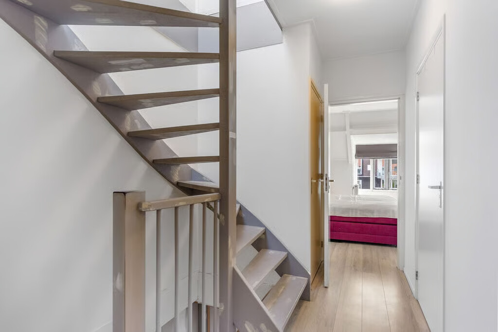Tussenwoning te koop: Geeuwkade 48, Sneek