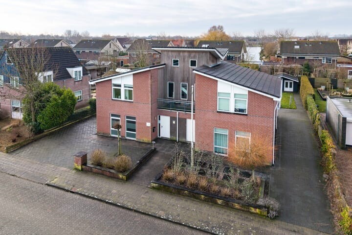 Vrijstaande woning te koop: Oosterom 10, Sneek