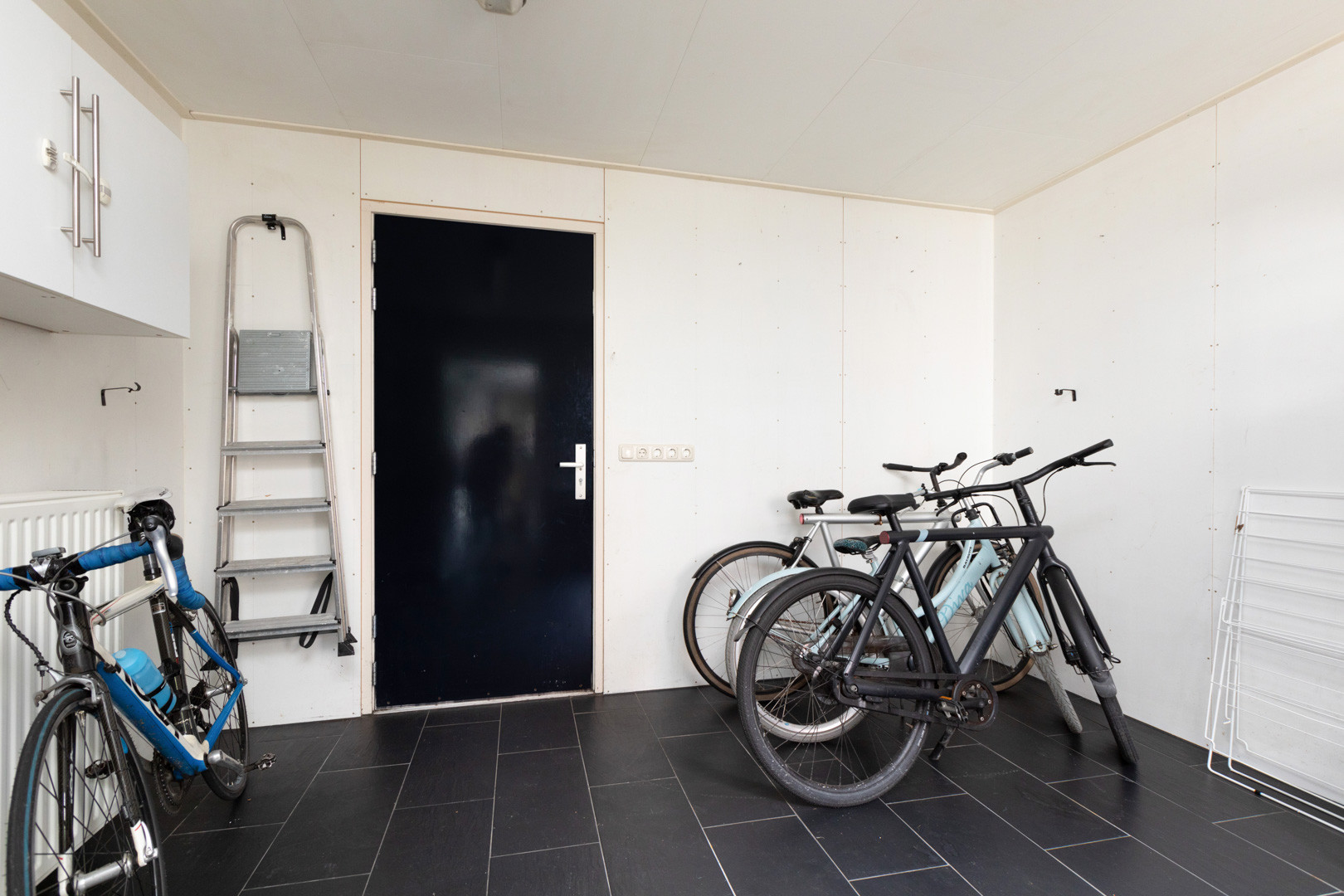 Tussenwoning te koop: Kapelstraat 33, Sneek