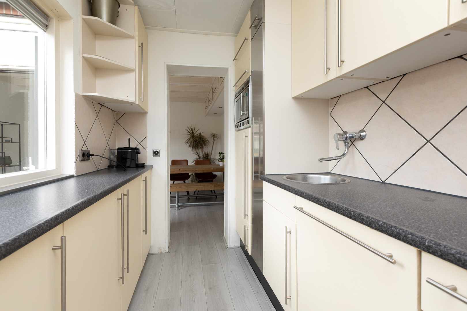 Tussenwoning te koop: Kapelstraat 33, Sneek