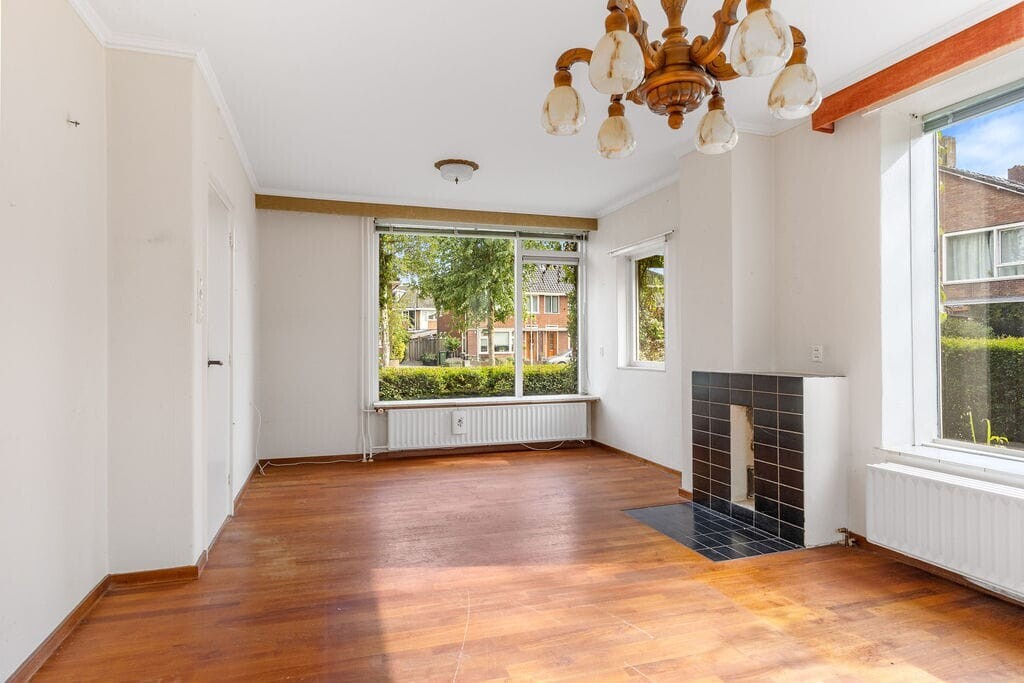 Hoekwoning te koop: Dr. Kuyperlaan 11, Sneek