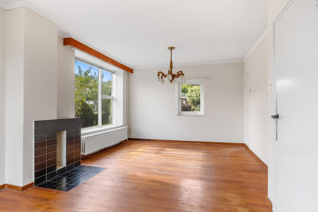 Hoekwoning te koop: Dr. Kuyperlaan 11, Sneek