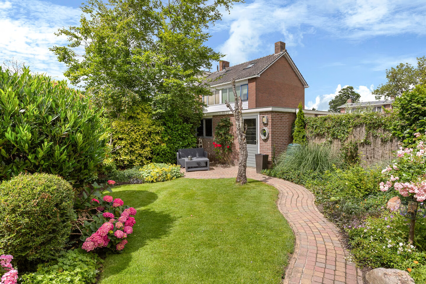 Tussenwoning te koop: Groen van Prinstererstraat 19, Sneek