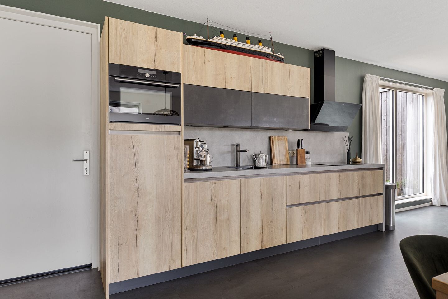 Tussenwoning te koop: Gerben Nannesstraat 33, Sneek