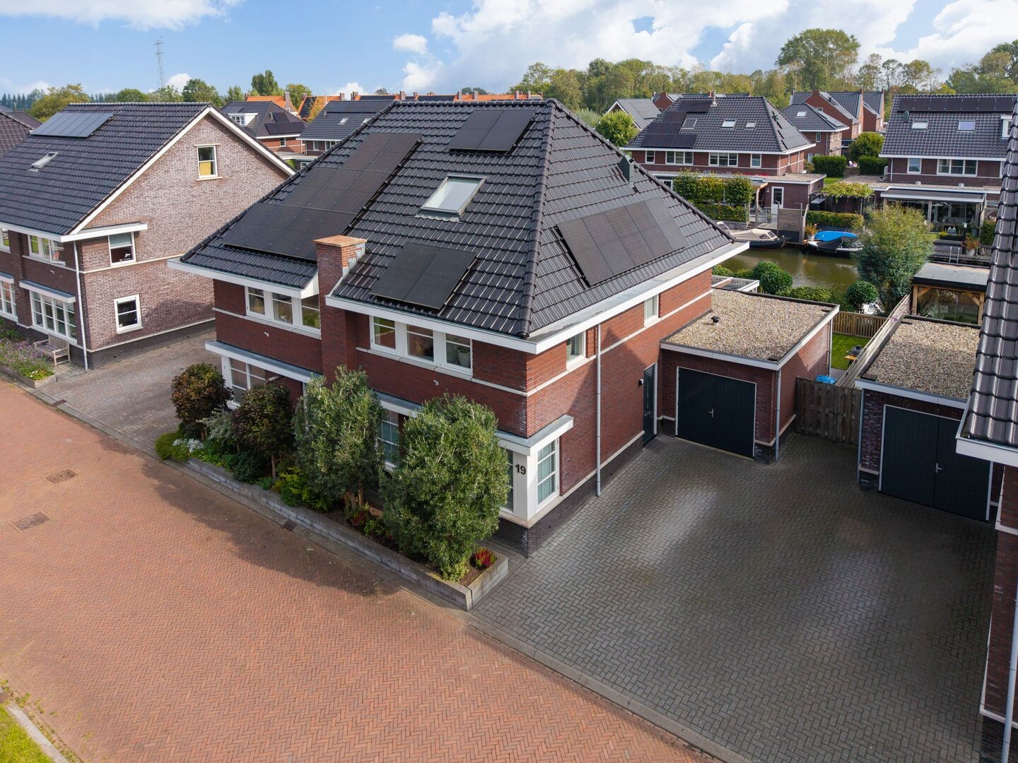 Twee-onder-één-kap te koop: Ype Johannesstraat 19, Sneek