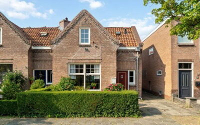 Kloosterstraat 23