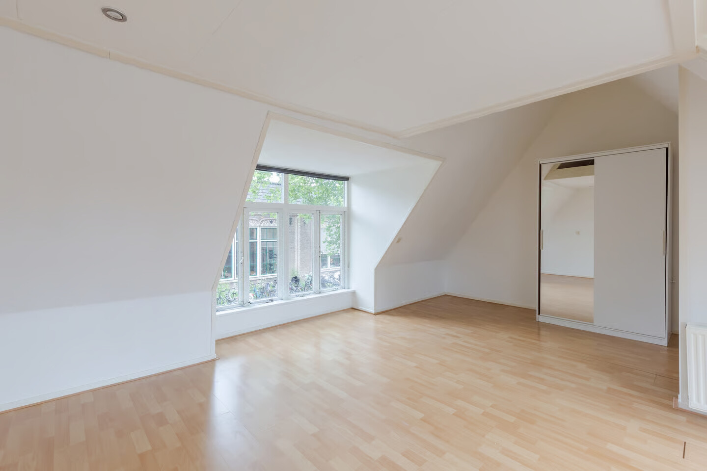 Tussenwoning te koop: Kloosterstraat 14, Sneek