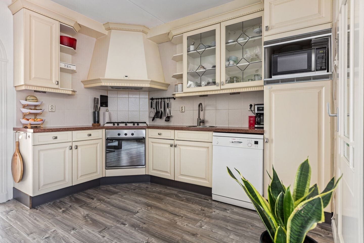 Tussenwoning te koop: Gudsekop 27, Sneek