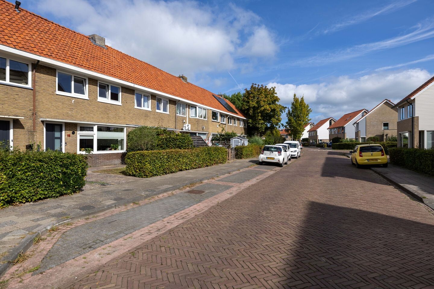 Tussenwoning te koop: Amaliastraat 15, Sneek