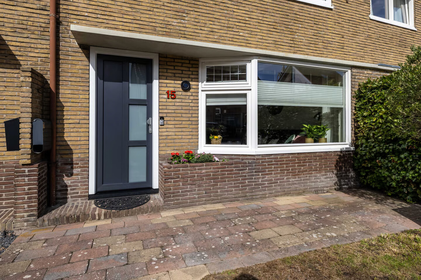 Tussenwoning te koop: Amaliastraat 15, Sneek