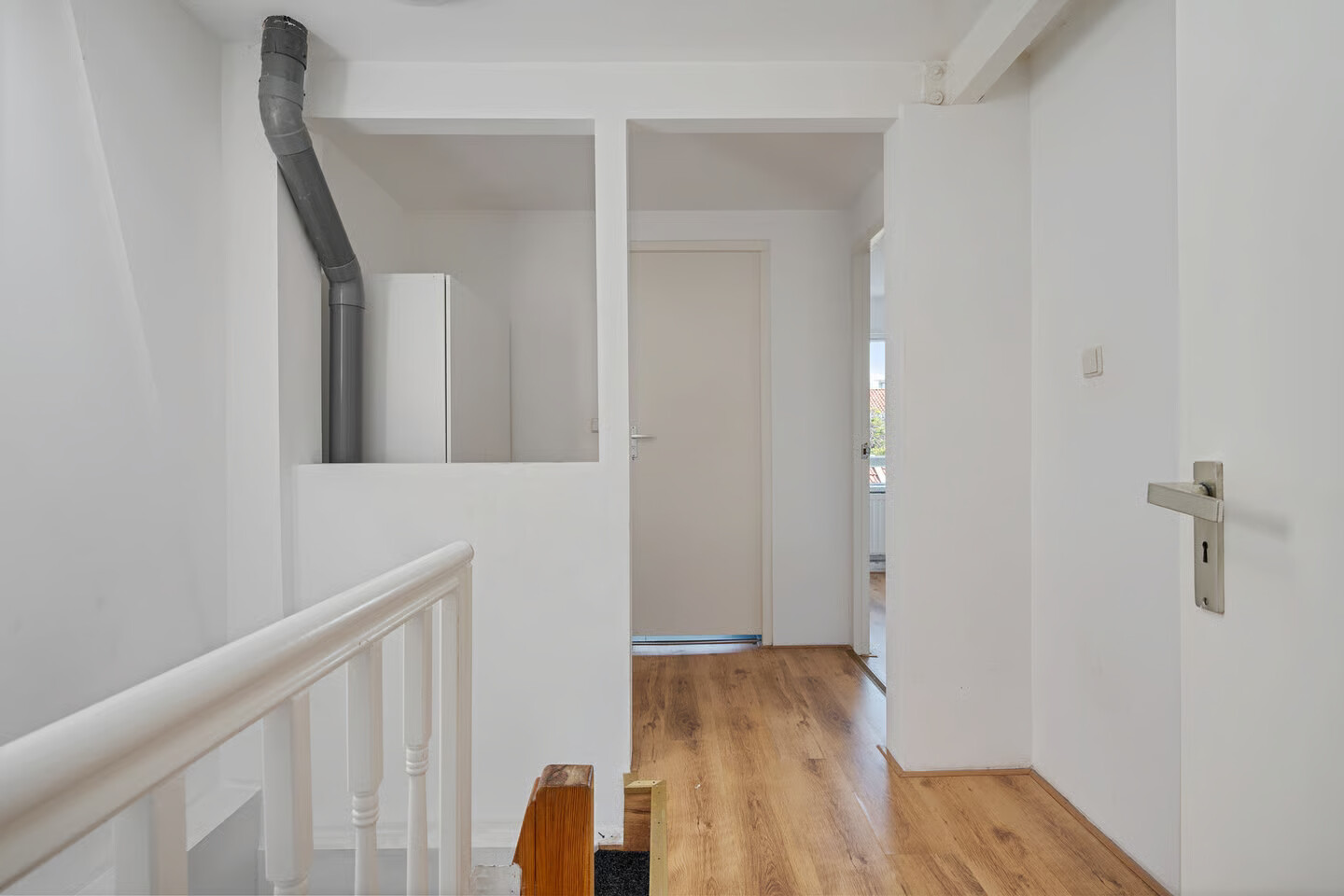 Tussenwoning te koop: de Bourbonstraat 11, Sneek