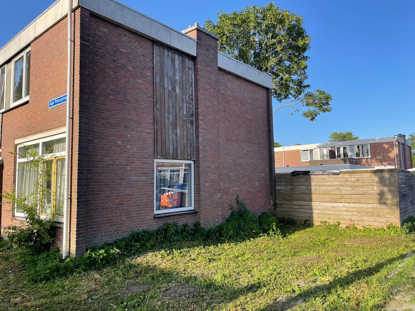 Hoekwoning te koop: Age Piersstraat 33, Sneek