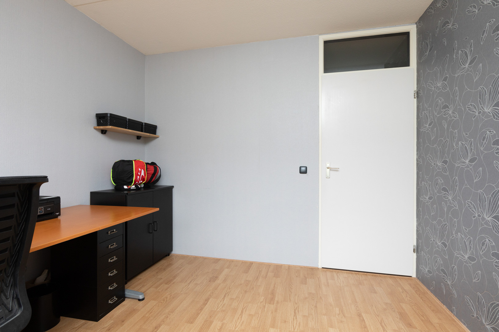 Tussenwoning te koop: Kamille 13, Sneek