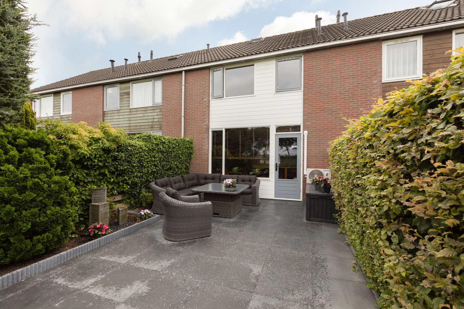 Tussenwoning te koop: Kamille 13, Sneek