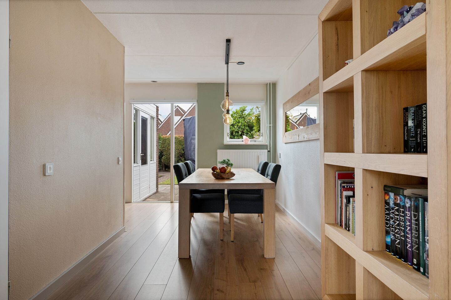 Tussenwoning te koop: Pinksterbloem 4, Sneek