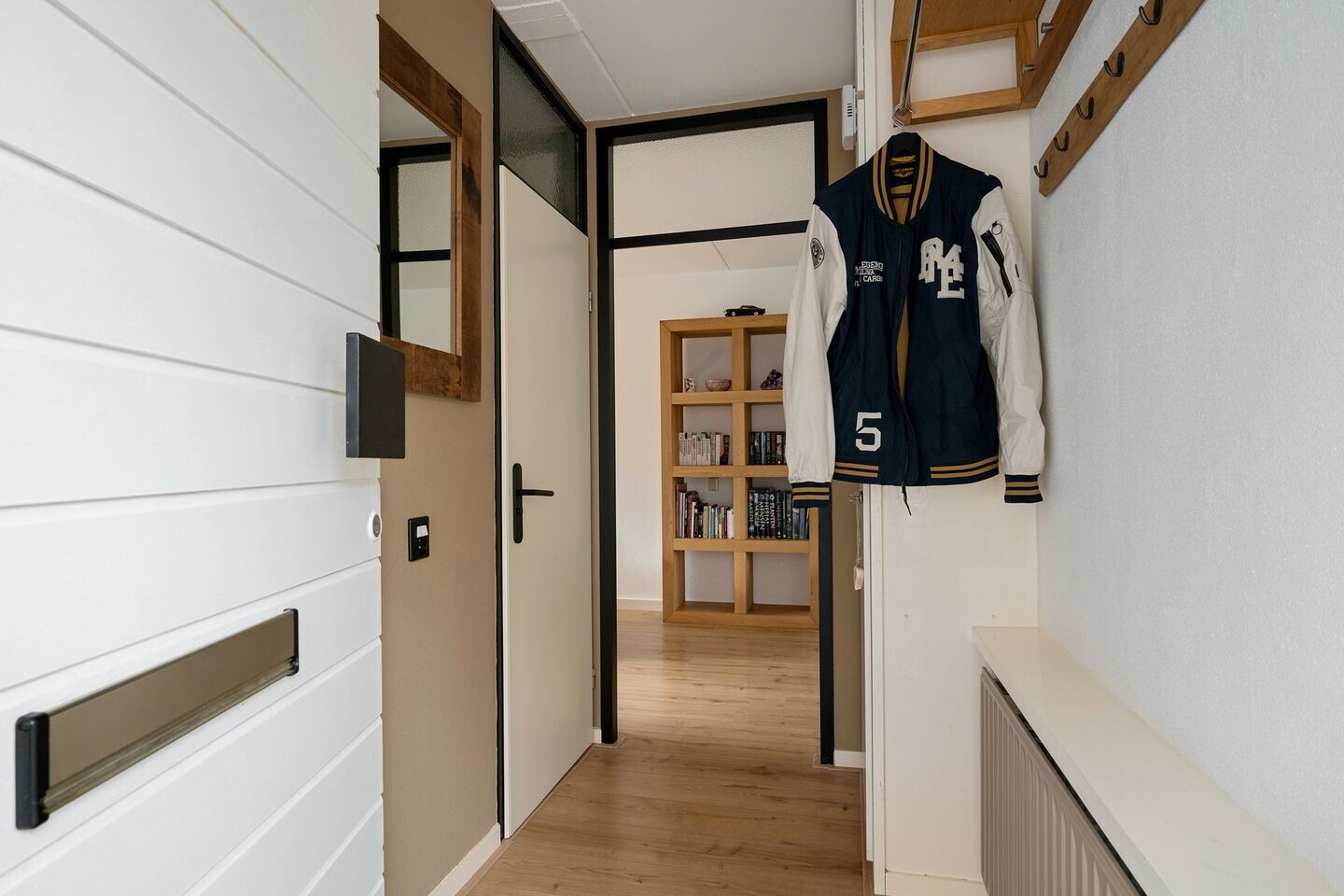 Tussenwoning te koop: Pinksterbloem 4, Sneek