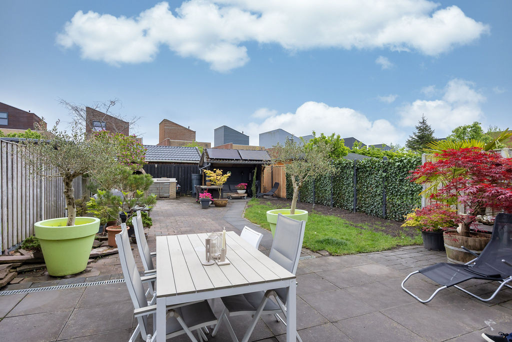 Tussenwoning te koop: Koolwitje 49, Sneek