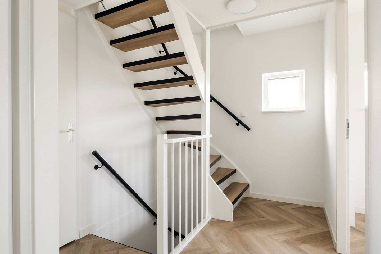 Tussenwoning te koop: Zomermeter 30, Sneek