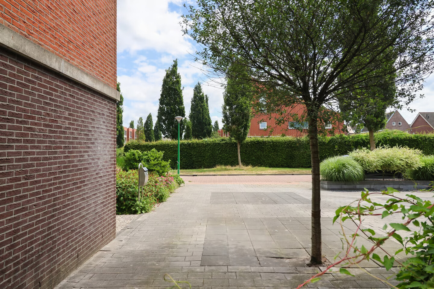 Hoekwoning te koop: Dagpauwoog 30, Sneek