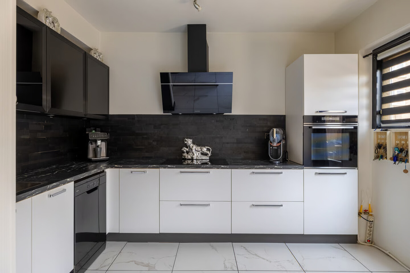 Hoekwoning te koop: Westhemstraat 1, Sneek