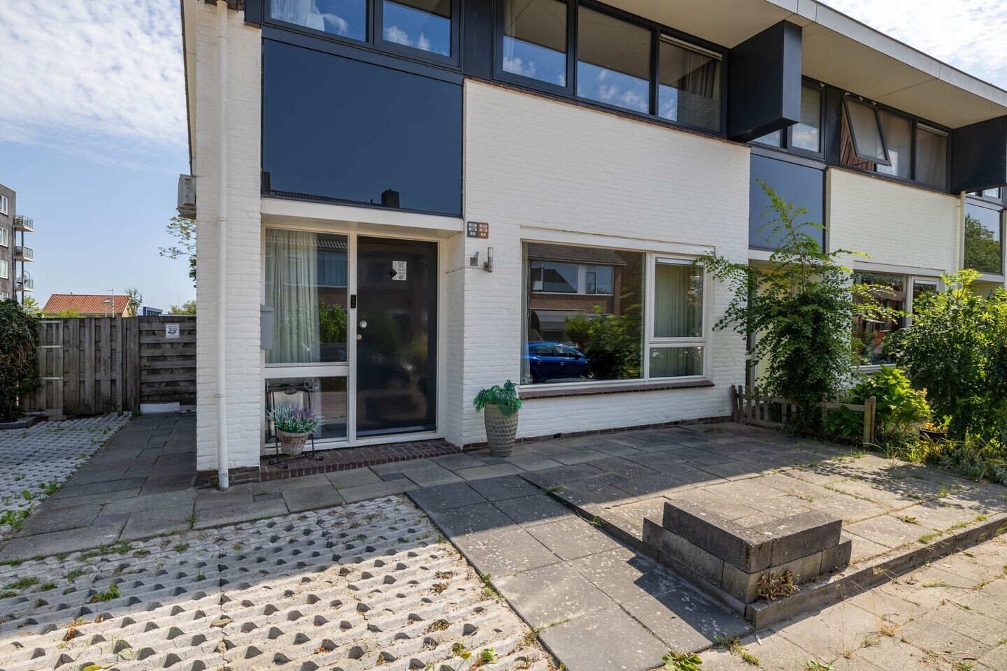 Hoekwoning te koop: Westhemstraat 1, Sneek