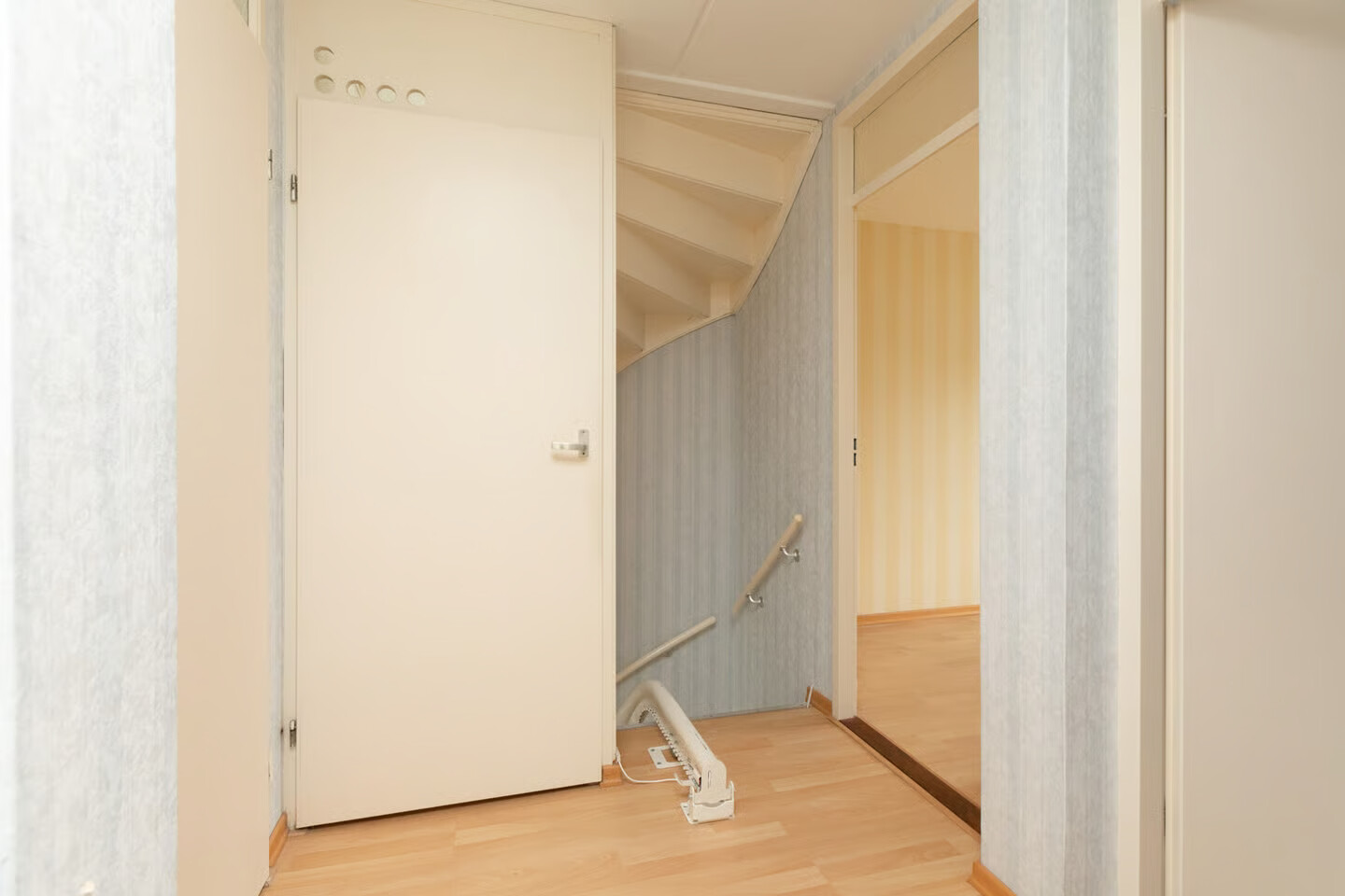 Tussenwoning te koop: Spinnekop 10, Sneek