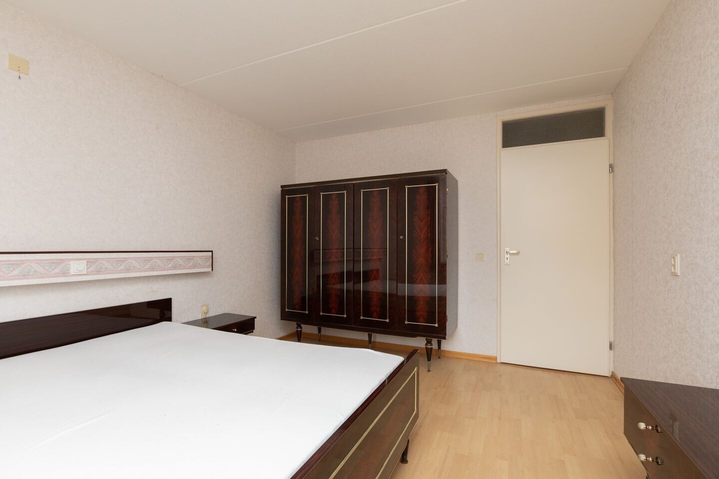 Tussenwoning te koop: Spinnekop 10, Sneek