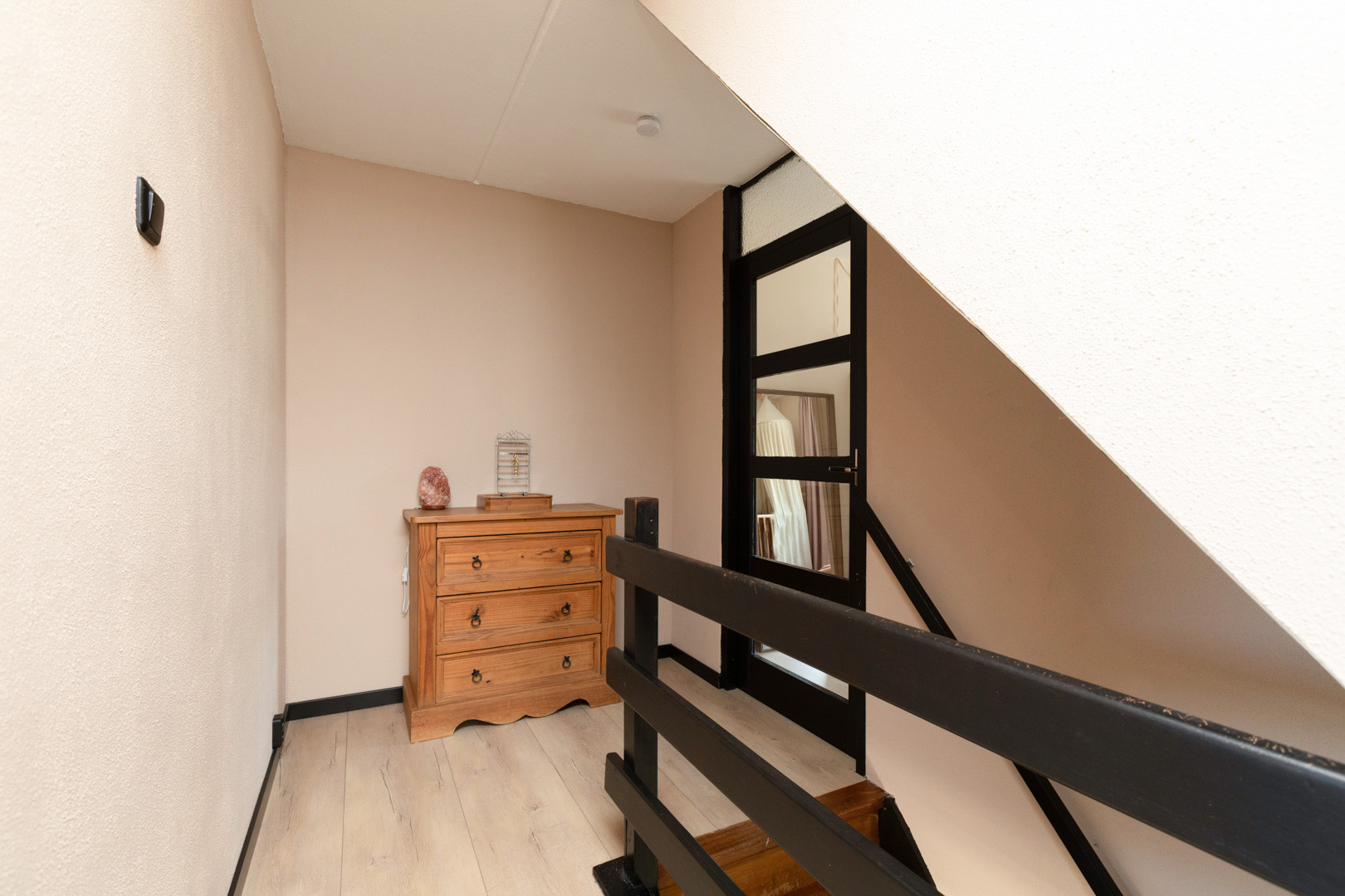 Tussenwoning te koop: Kaar 3, Sneek